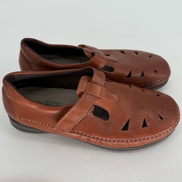 SAS Women's Roamer Shoes Brown Slip On Loafer Brown Fisherman Mary Janes Size 9 - Picture 1 of 6